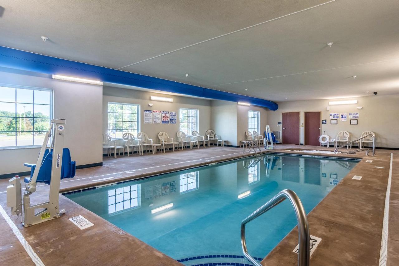 Cobblestone Hotel & Suites - Greenville Εξωτερικό φωτογραφία
