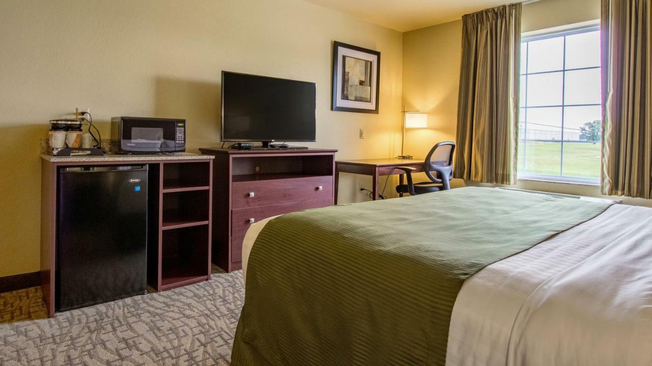 Cobblestone Hotel & Suites - Greenville Εξωτερικό φωτογραφία