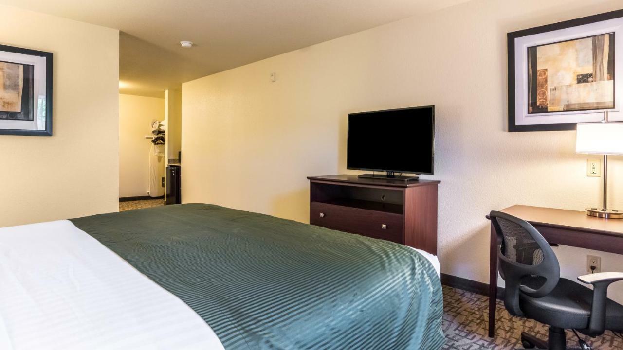 Cobblestone Hotel & Suites - Greenville Εξωτερικό φωτογραφία