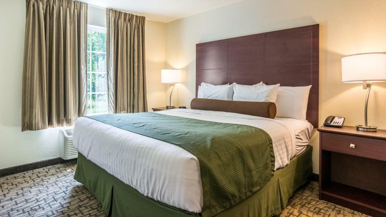 Cobblestone Hotel & Suites - Greenville Εξωτερικό φωτογραφία