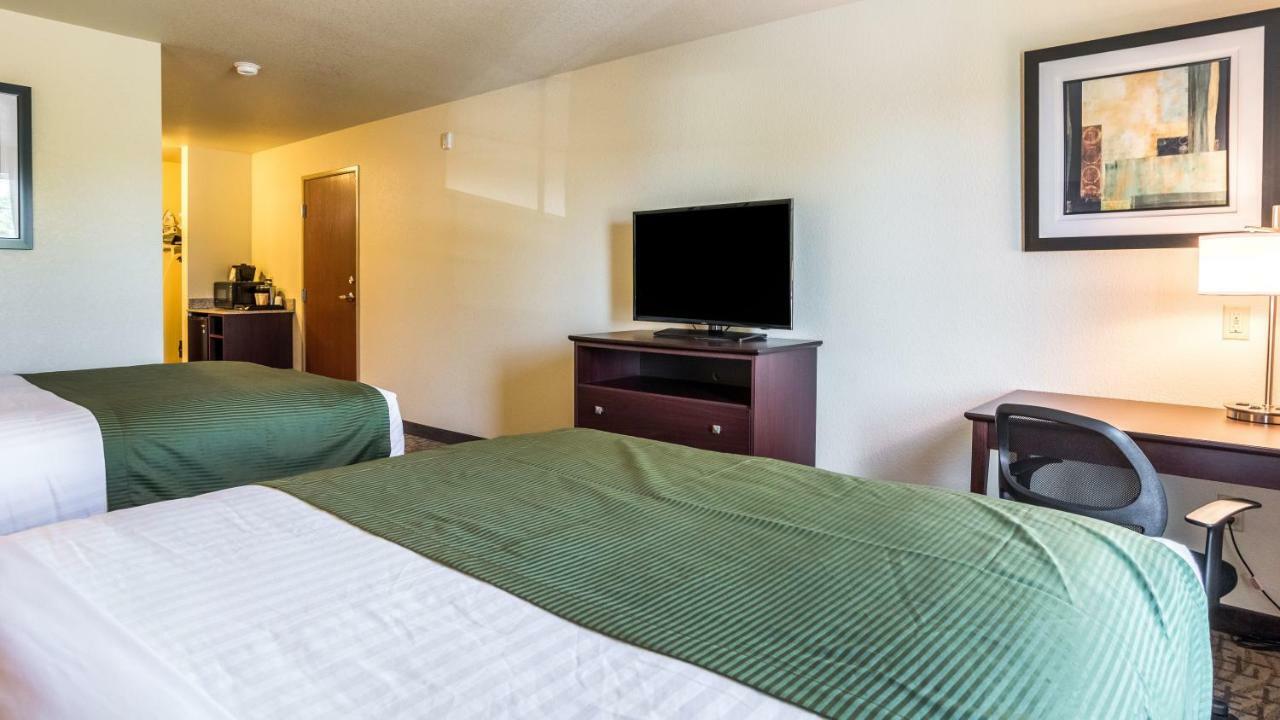 Cobblestone Hotel & Suites - Greenville Εξωτερικό φωτογραφία