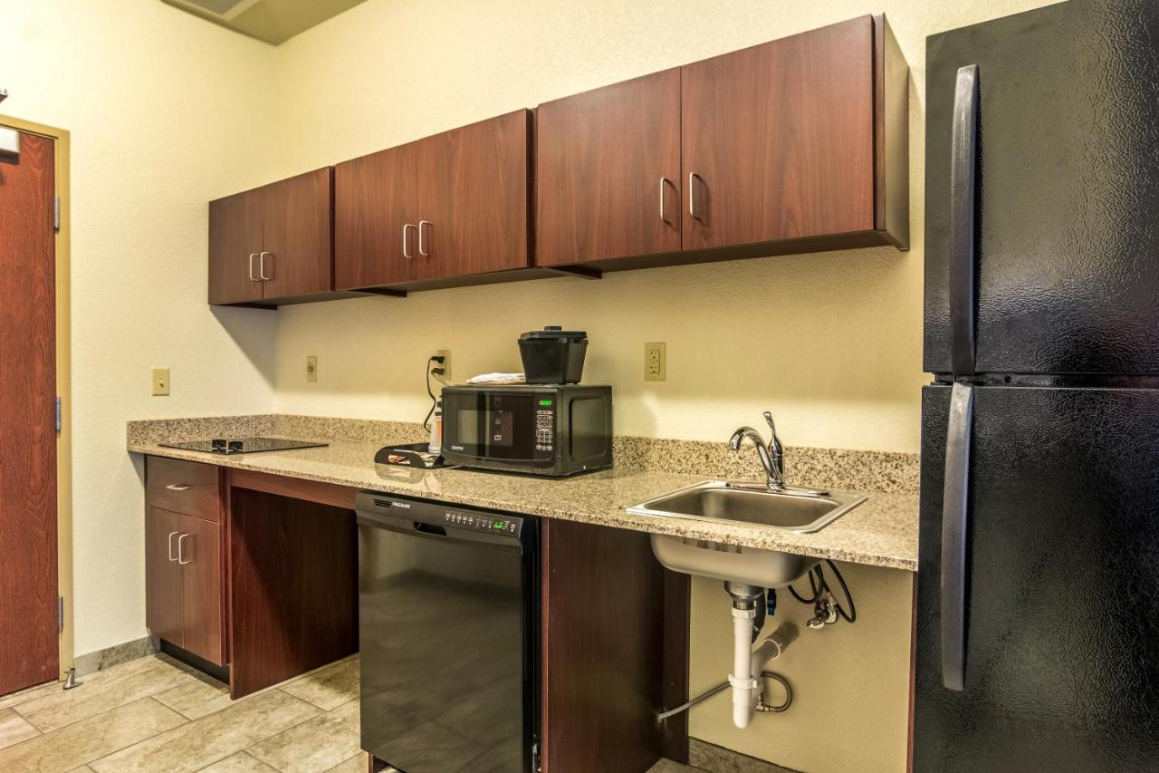 Cobblestone Hotel & Suites - Greenville Εξωτερικό φωτογραφία