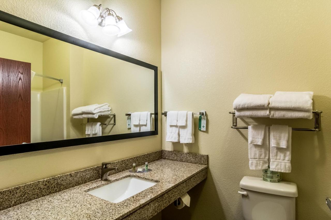 Cobblestone Hotel & Suites - Greenville Εξωτερικό φωτογραφία