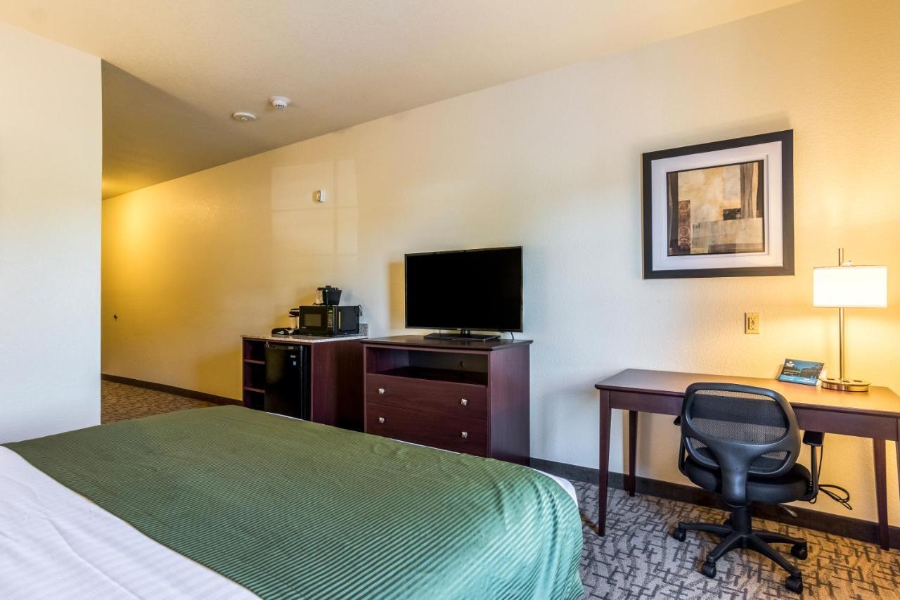 Cobblestone Hotel & Suites - Greenville Εξωτερικό φωτογραφία